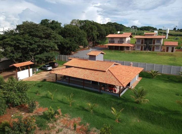 Casa Proxima A Escarpas Do Lago Capitólio 외부 사진